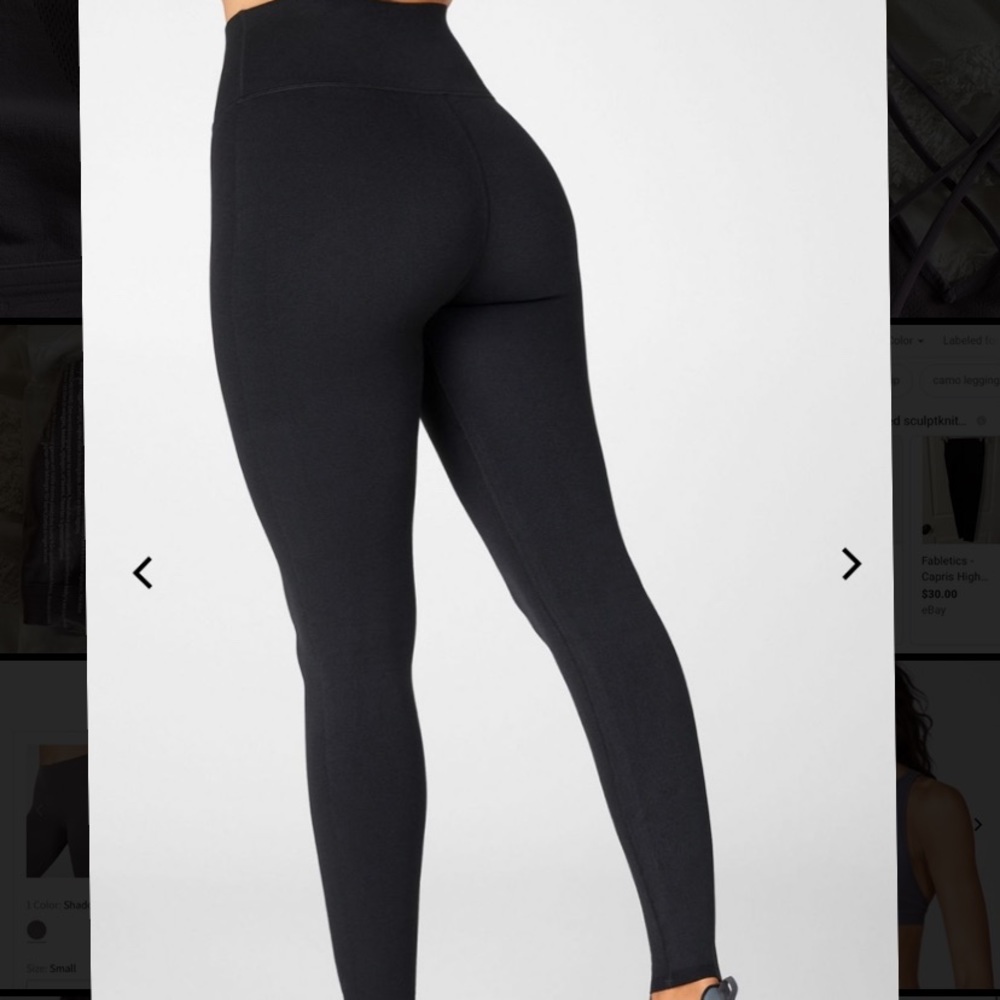 NEW! High-Waisted SculptKnit Leggings | Size: M